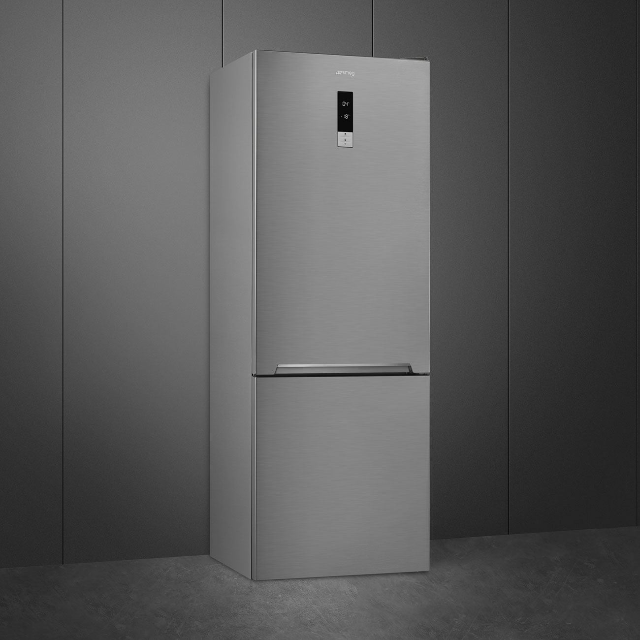 SMEG Kombiskap FC48XDNE