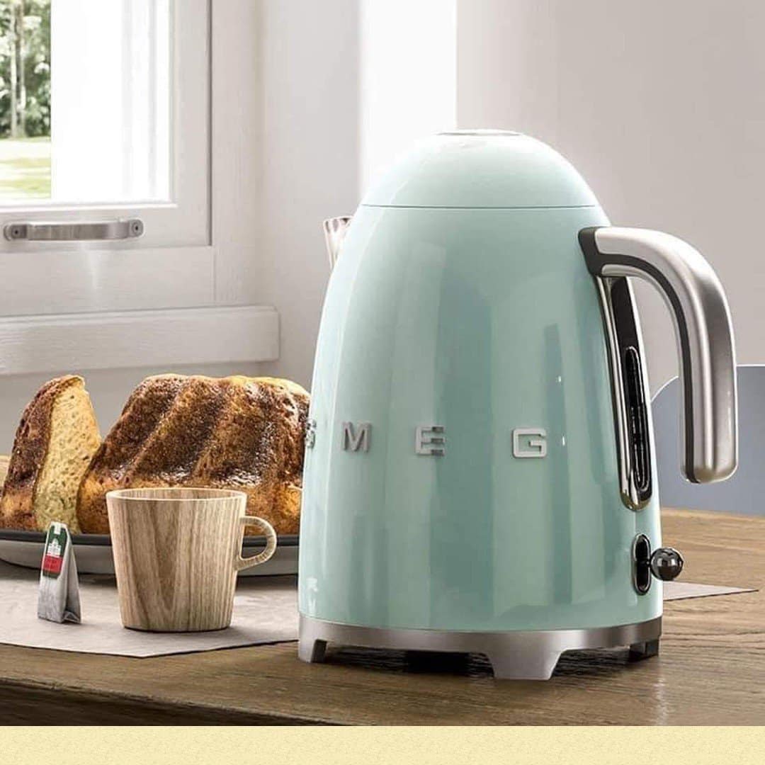 SMEG Vannkoker Pastellgrønn