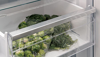 Gram Fryseskap Integrert FSI 401754 N/1