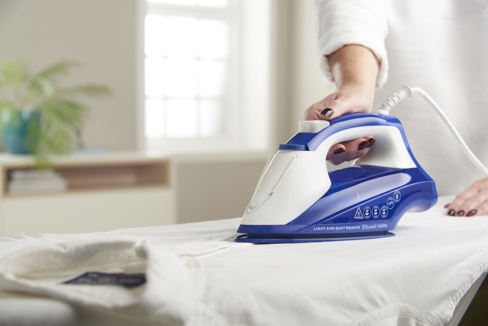 Russel Hobbs Light & Easy Brights Strykejern Blå Russel Hobbs Light & Easy Brights Strykejern Blå